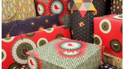 Best Christmas Wrapping Paper – Get luxury or go for paper roll?